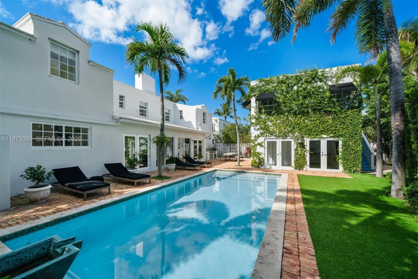 939 W 47th Ct, Miami Beach FL 33140 — 42