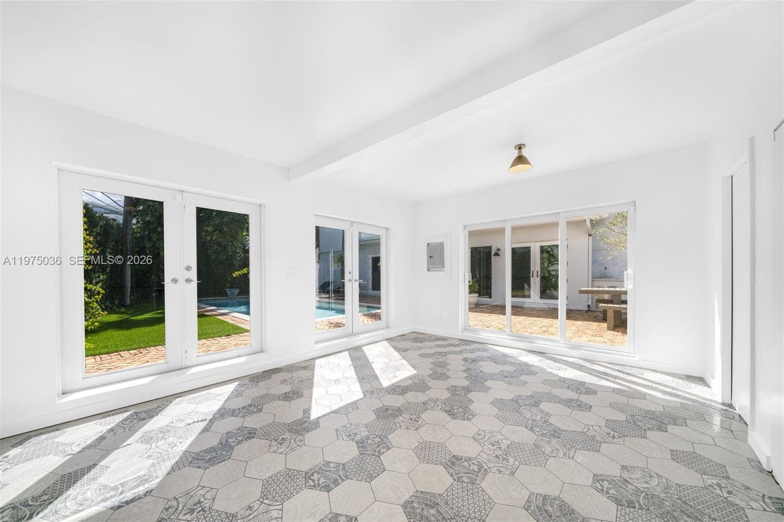 939 W 47th Ct, Miami Beach FL 33140 — 36