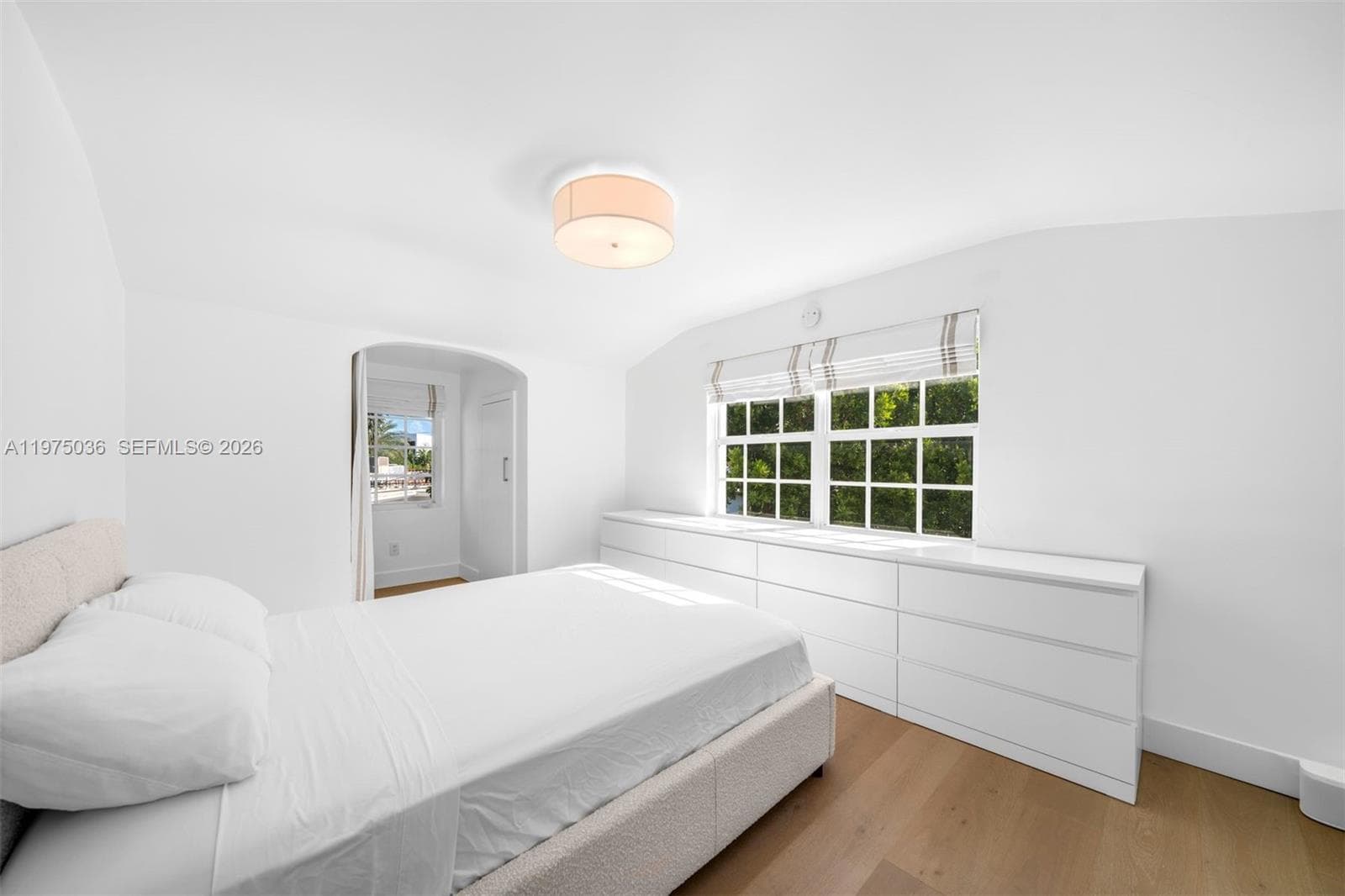 939 W 47th Ct, Miami Beach FL 33140 — 33