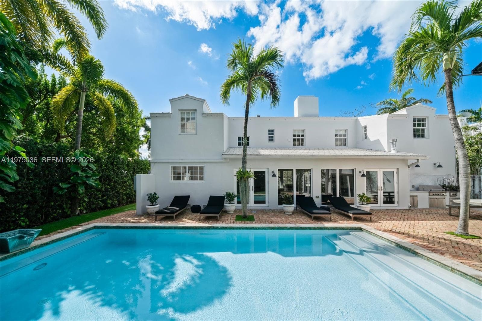 939 W 47th Ct, Miami Beach FL 33140 — 41