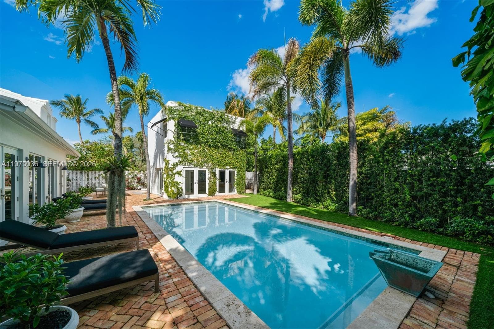 939 W 47th Ct, Miami Beach FL 33140 — 44