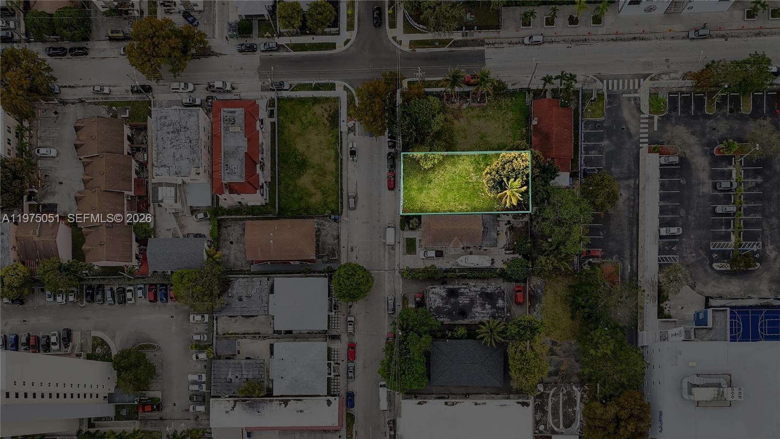 136 sw 11th Ave, Miami FL 33130 — 9