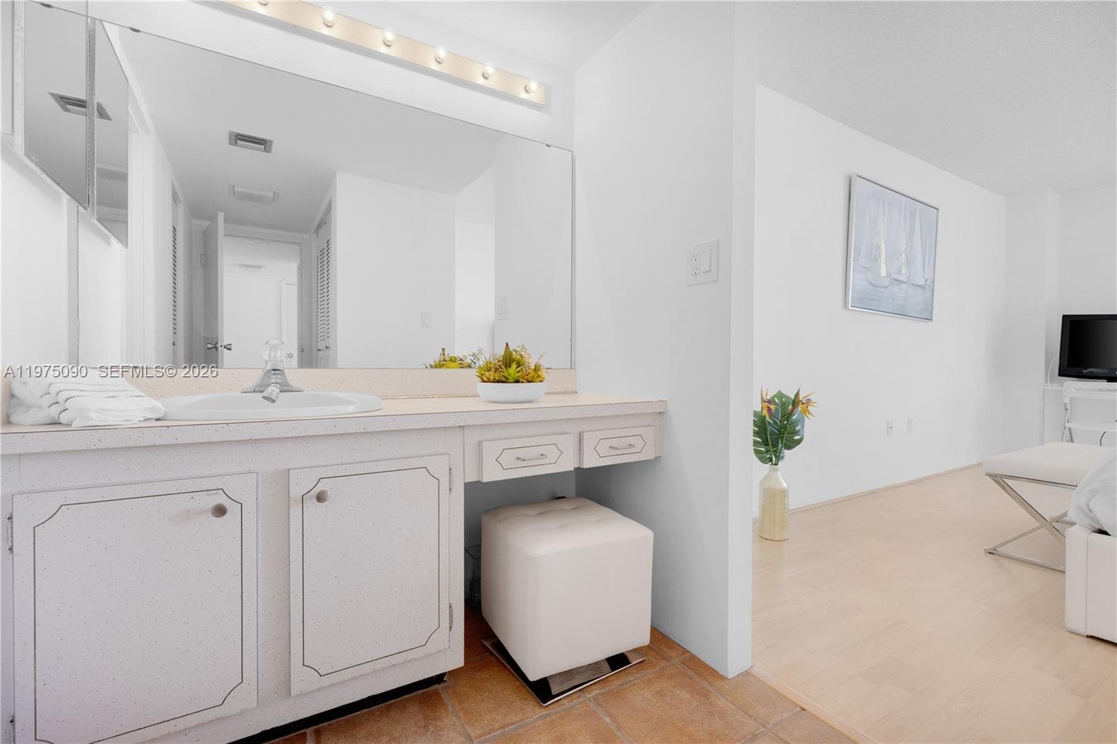 3625 N Country Club Dr # 1401, Aventura FL 33180 — 27