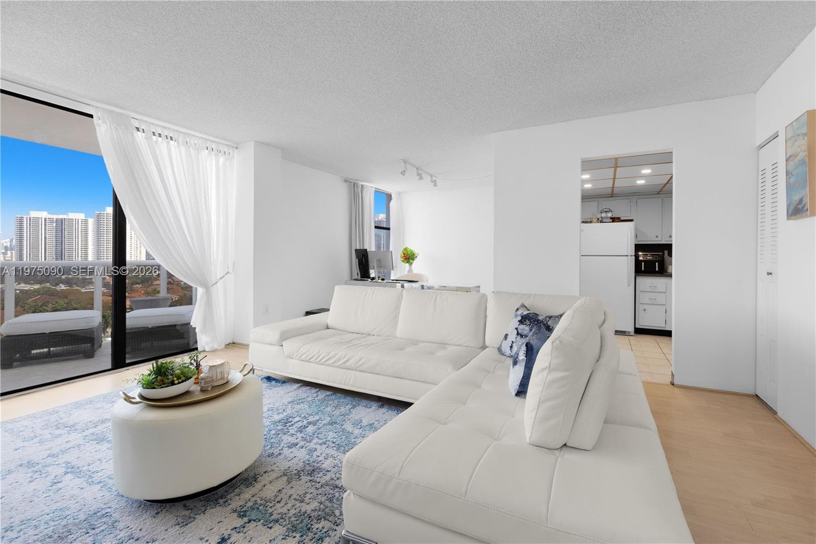 3625 N Country Club Dr # 1401, Aventura FL 33180 — 16