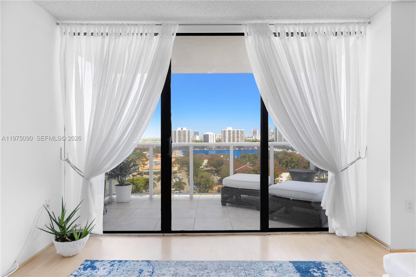 3625 N Country Club Dr # 1401, Aventura FL 33180 — 20