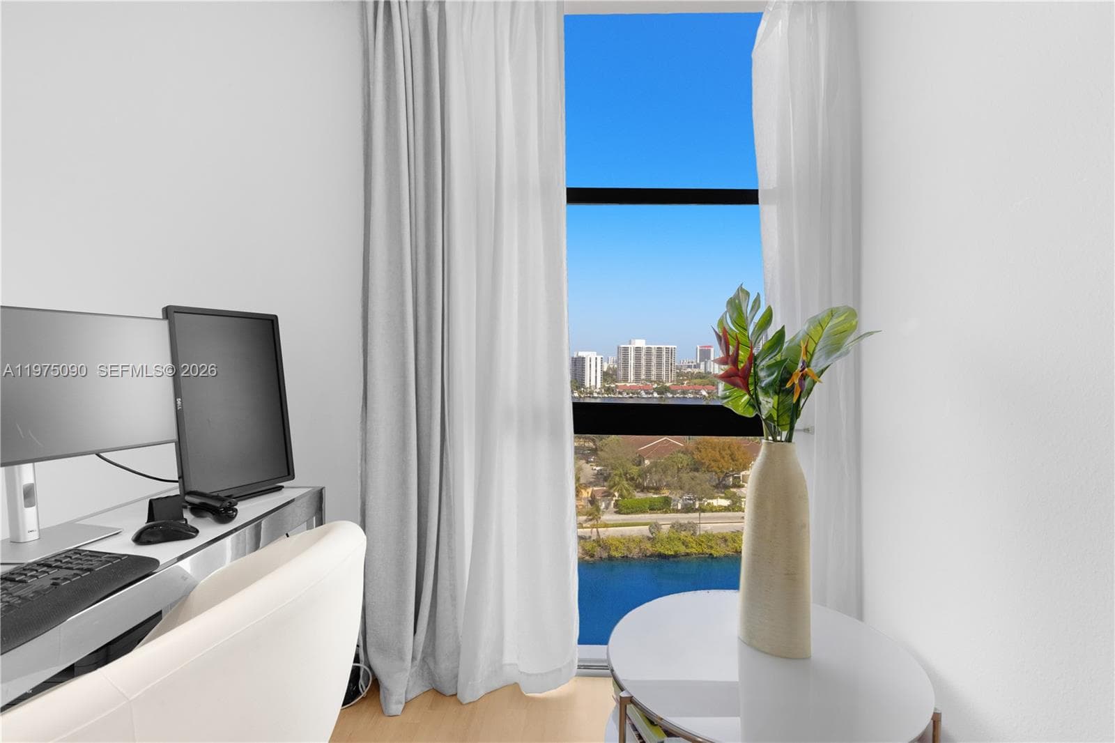3625 N Country Club Dr # 1401, Aventura FL 33180 — 33