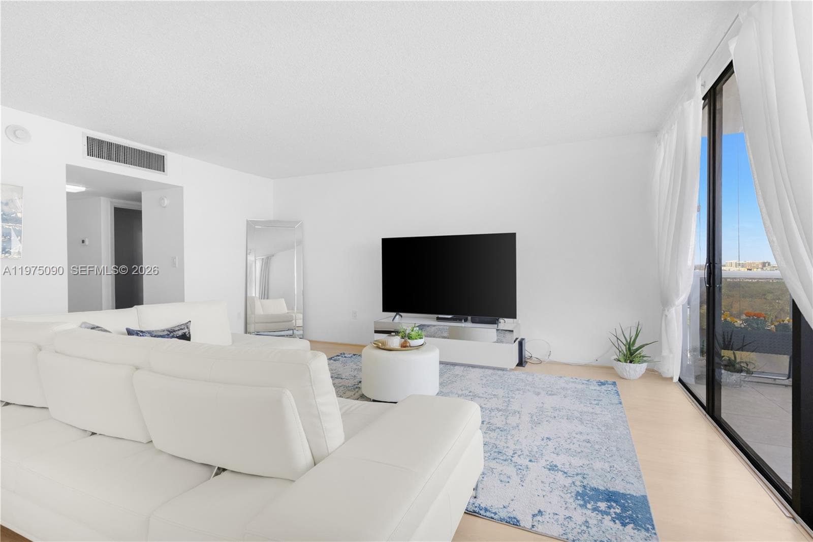 3625 N Country Club Dr # 1401, Aventura FL 33180 — 18