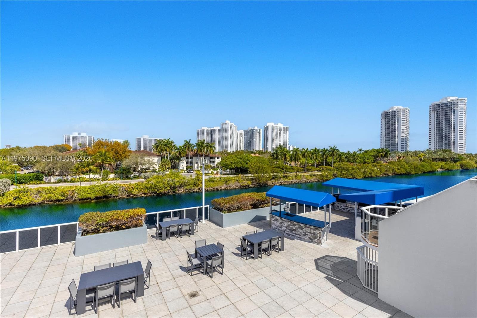 3625 N Country Club Dr # 1401, Aventura FL 33180 — 44