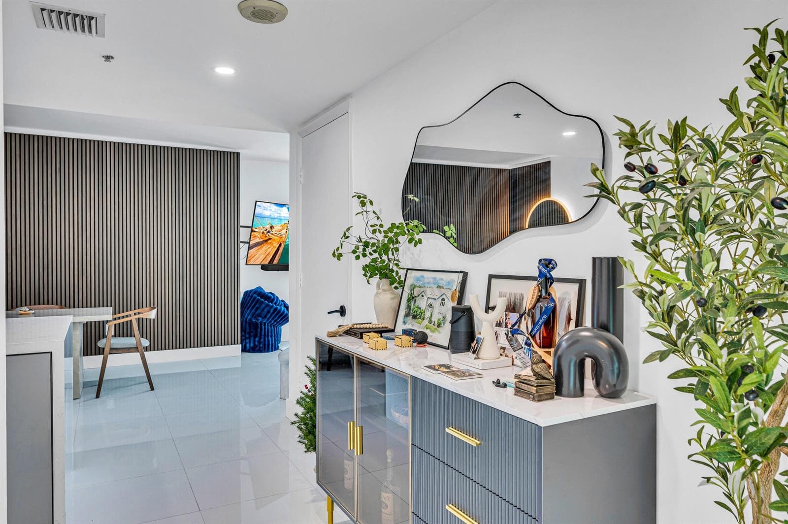 665 NE 25th Street # 1001, Miami FL 33137 — 10