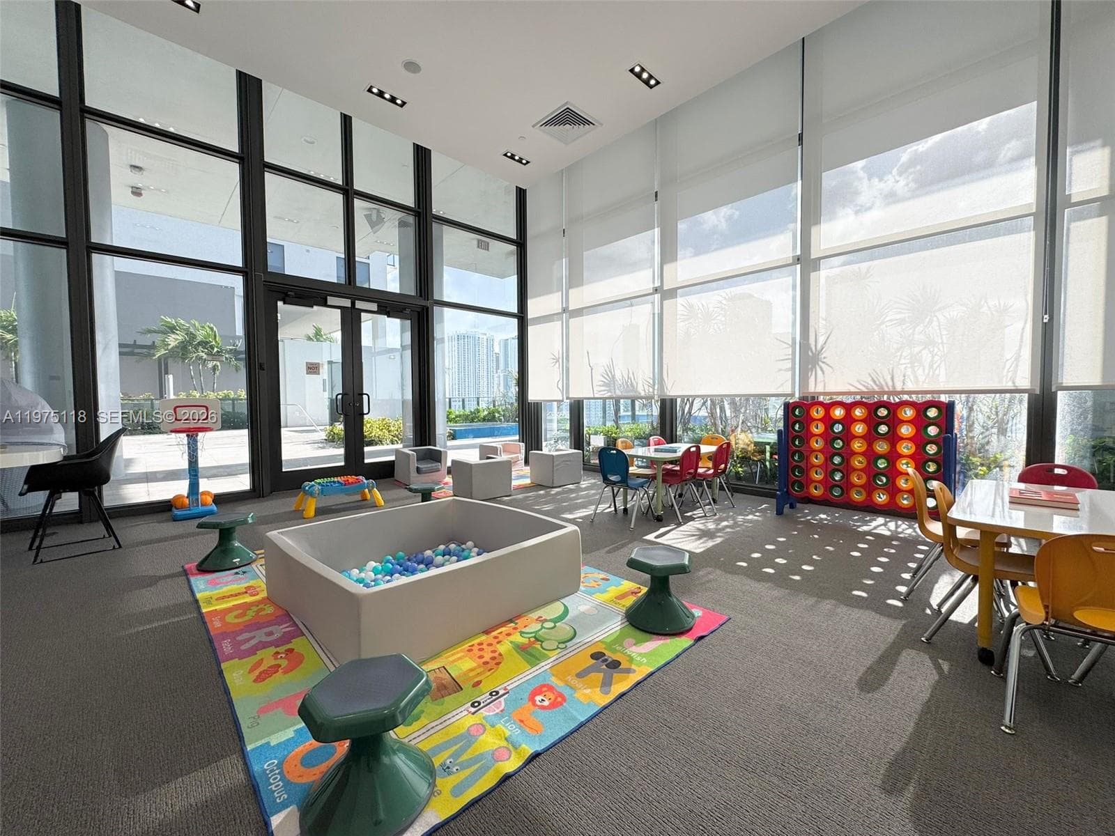 1600 NE 1st Ave # 2210, Miami FL 33132 — 22