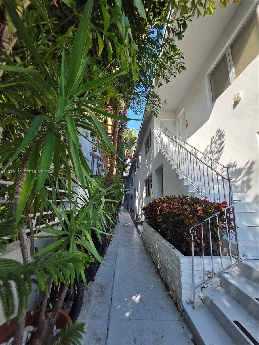 1616 Euclid Ave # 12, Miami Beach FL 33139 — 6