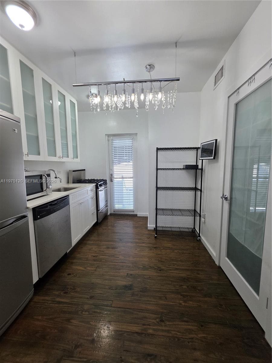 1616 Euclid Ave # 12, Miami Beach FL 33139 — 26