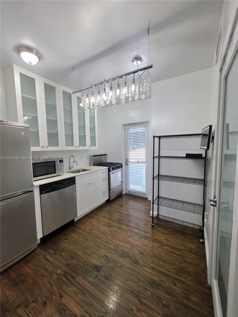 1616 Euclid Ave # 12, Miami Beach FL 33139 — 21