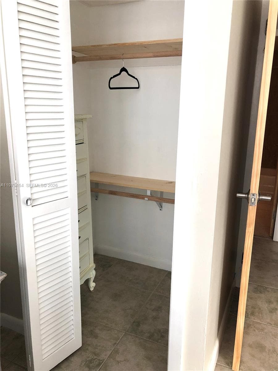 1408 Brickell Bay Dr # 404, Miami FL 33131 — 18