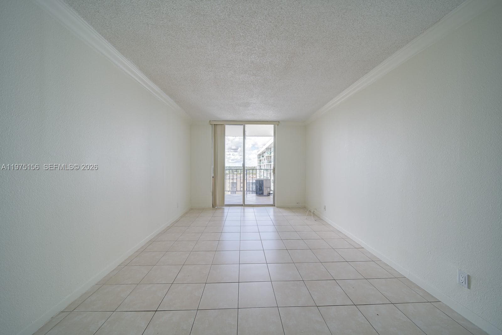 2903 N Miami Beach Blvd # 1006, North Miami Beach FL 33160 — 2