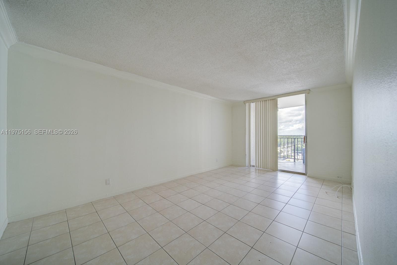 2903 N Miami Beach Blvd # 1006, North Miami Beach FL 33160 — 1