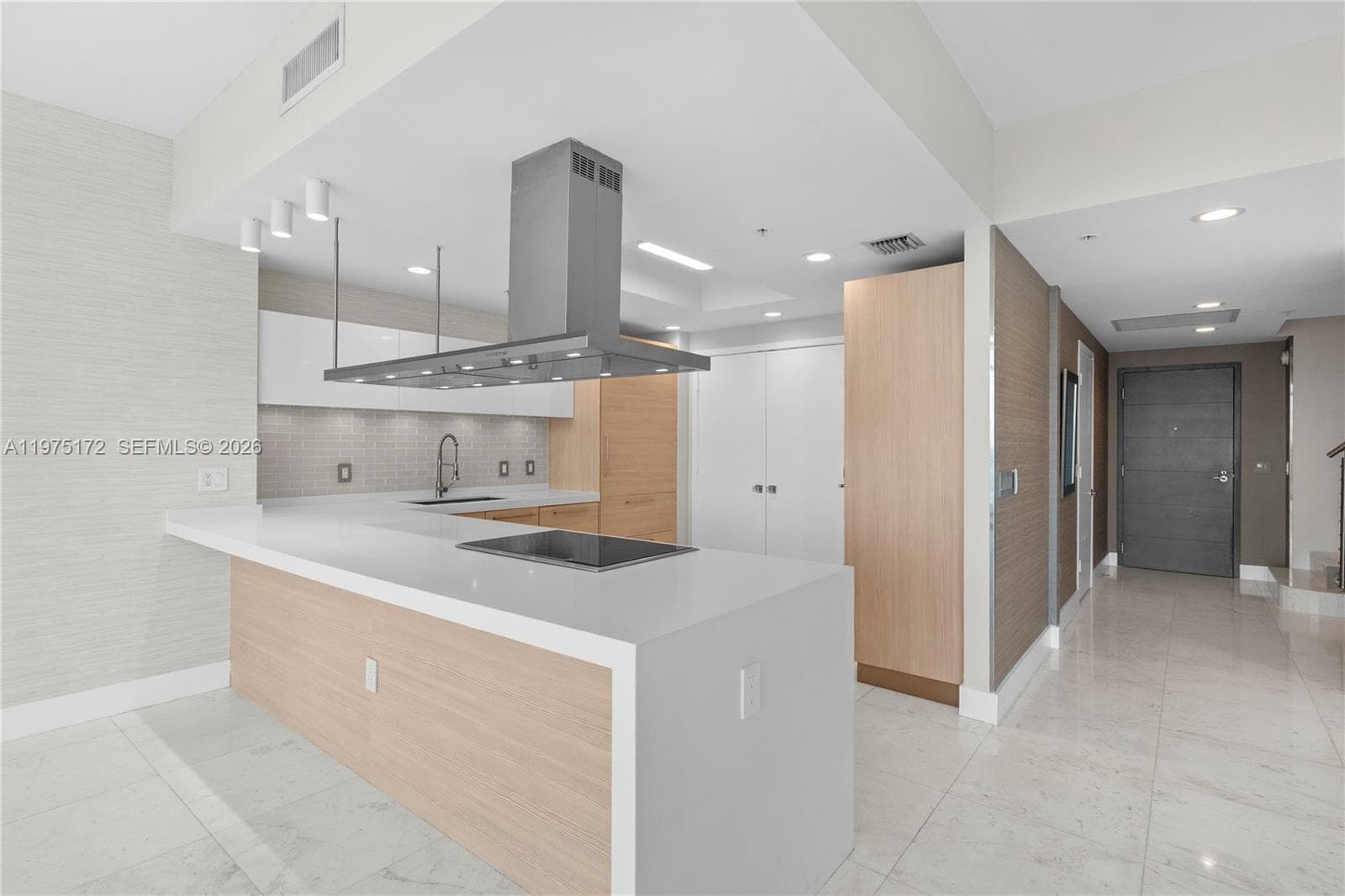 17301 Biscayne Blvd # 611, North Miami Beach FL 33160 — 8