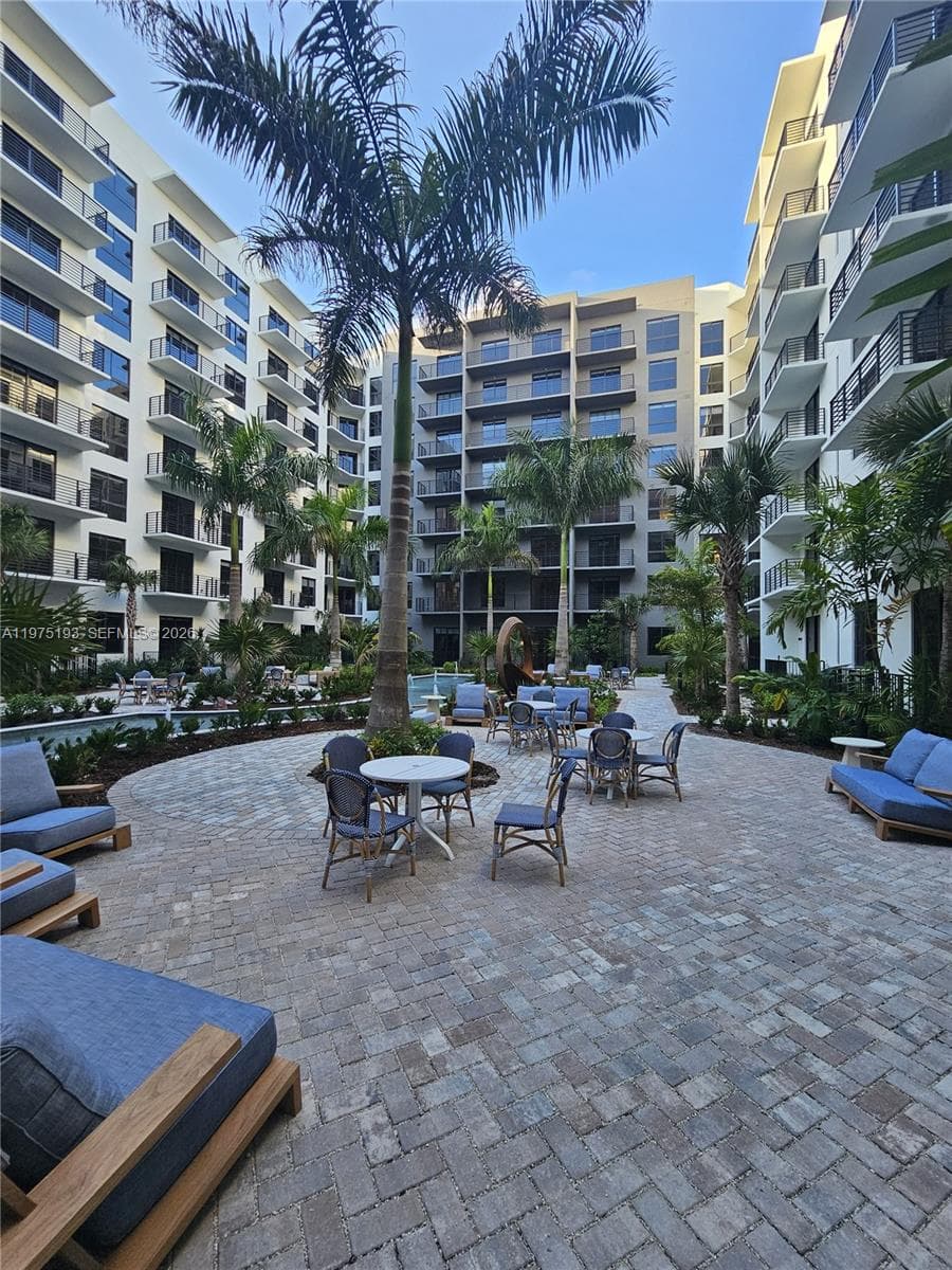 1650 NE 124th St # 102, North Miami FL 33181 — 12
