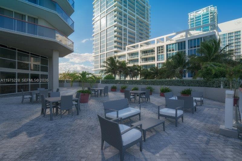 6767 Collins Ave # 706, Miami Beach FL 33141 — 22