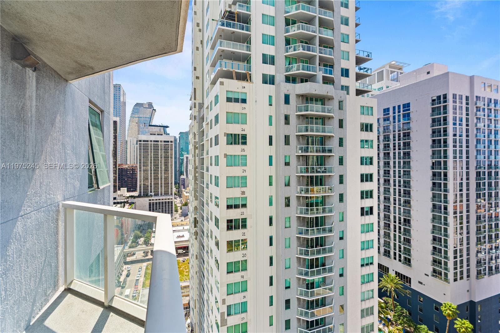 244 Biscayne Blvd # 2410, Miami FL 33132 — 26