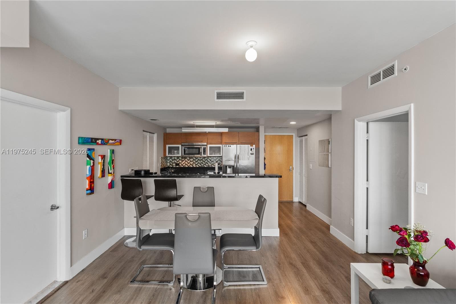 244 Biscayne Blvd # 2410, Miami FL 33132 — 24