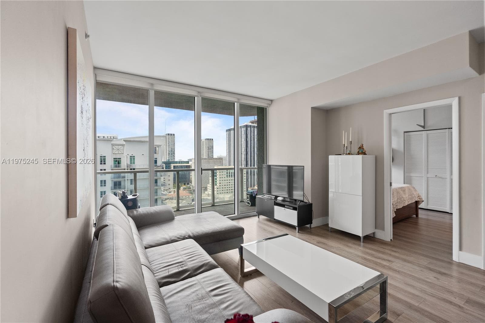 244 Biscayne Blvd # 2410, Miami FL 33132 — 11