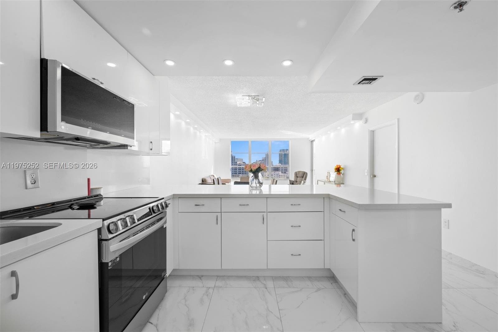 4101 Pine Tree Dr # 919, Miami Beach FL 33140 — 8