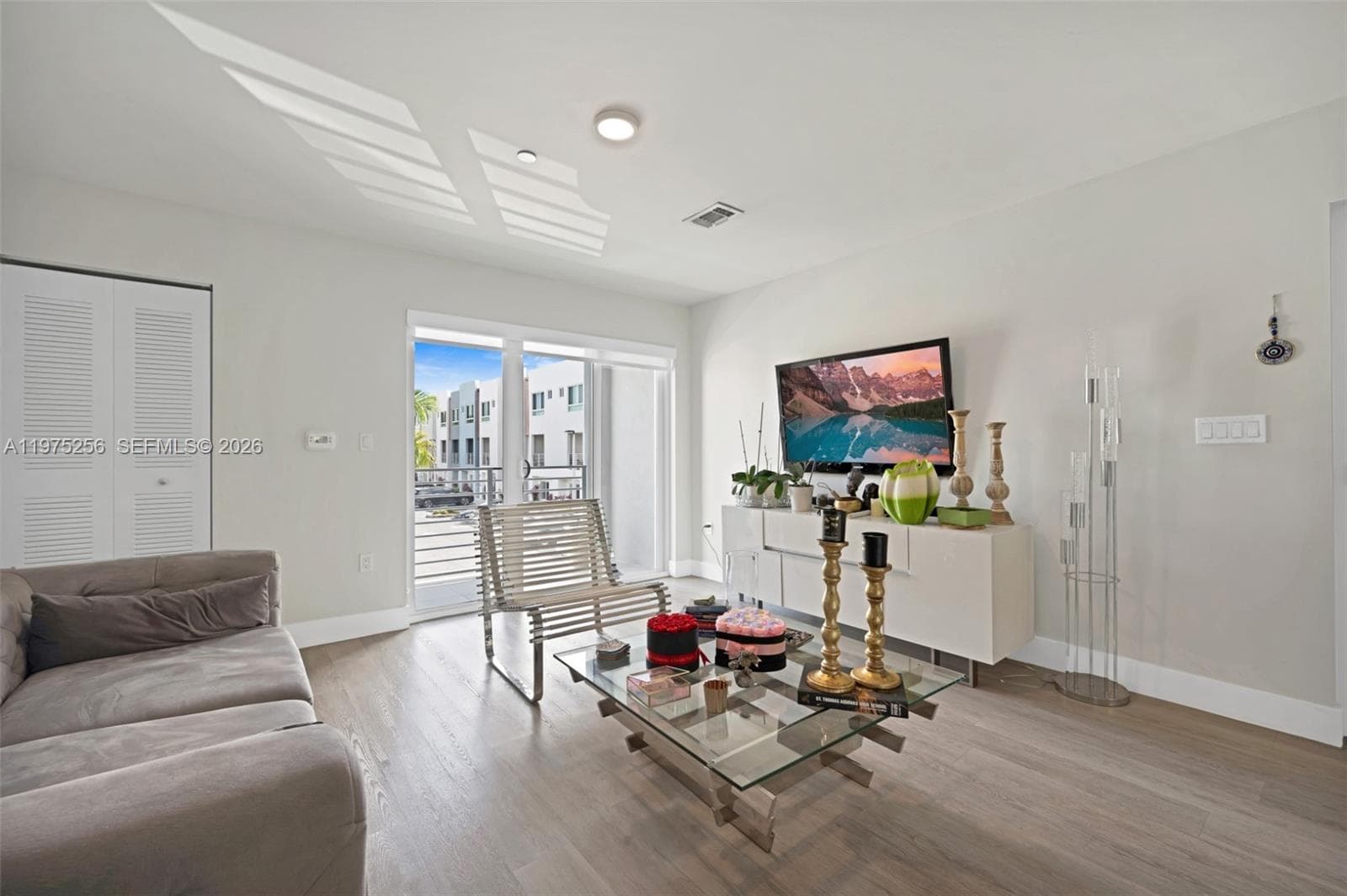 2535 NE 193rd St # 3209, Miami FL 33180 — 2