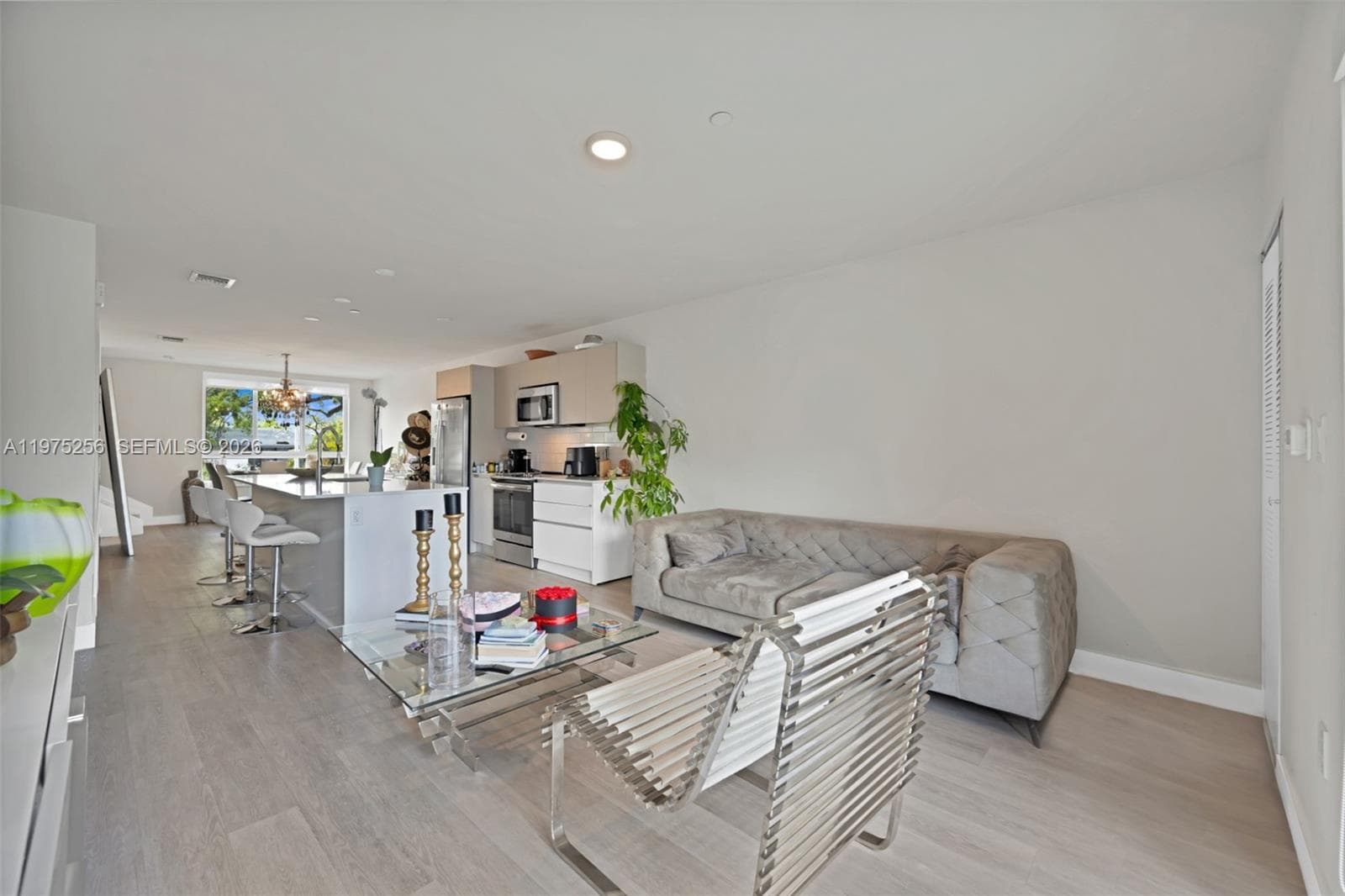 2535 NE 193rd St # 3209, Miami FL 33180 — 3