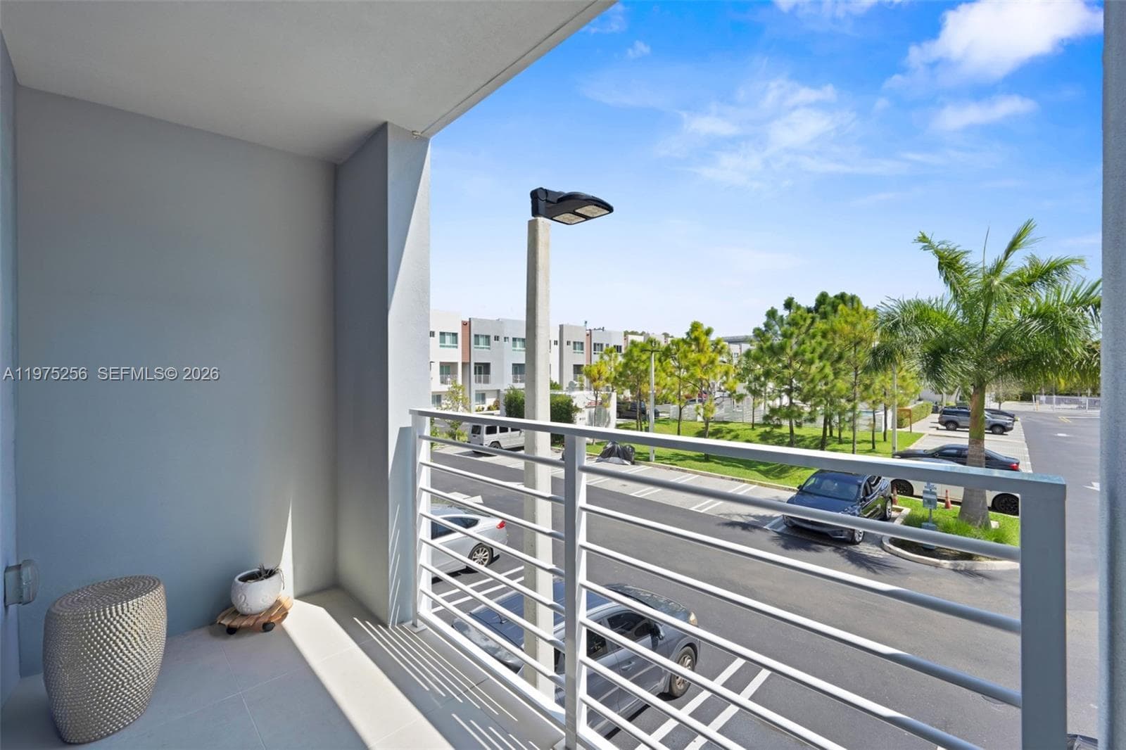 2535 NE 193rd St # 3209, Miami FL 33180 — 21