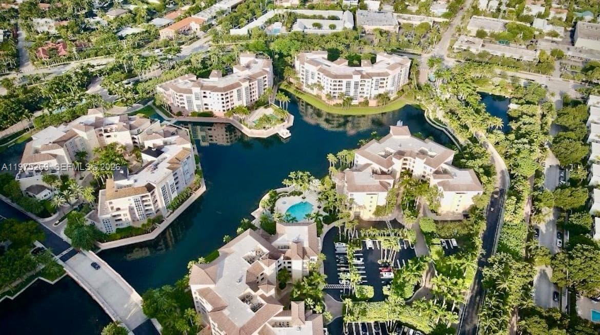 735 Crandon Blvd # 303, Key Biscayne FL 33149 — 27