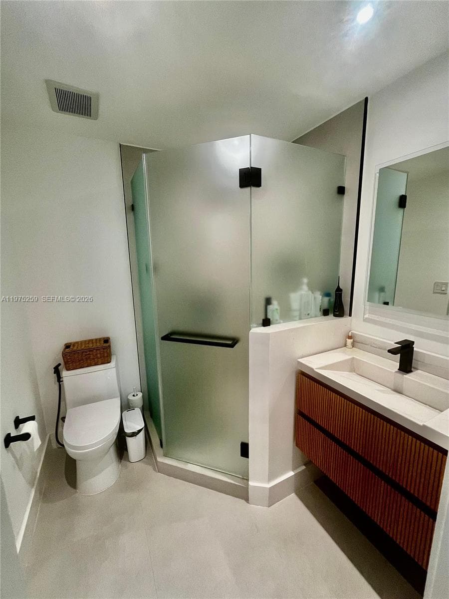 735 Crandon Blvd # 303, Key Biscayne FL 33149 — 13