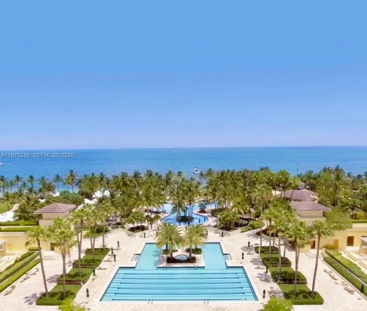 735 Crandon Blvd # 303, Key Biscayne FL 33149 — 1