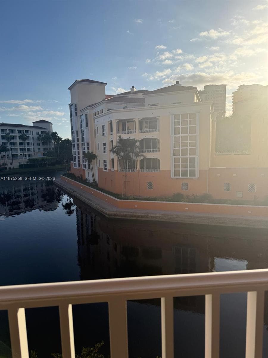 735 Crandon Blvd # 303, Key Biscayne FL 33149 — 5