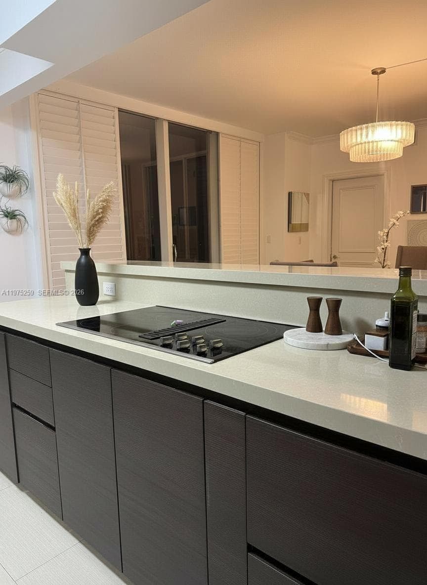 735 Crandon Blvd # 303, Key Biscayne FL 33149 — 9