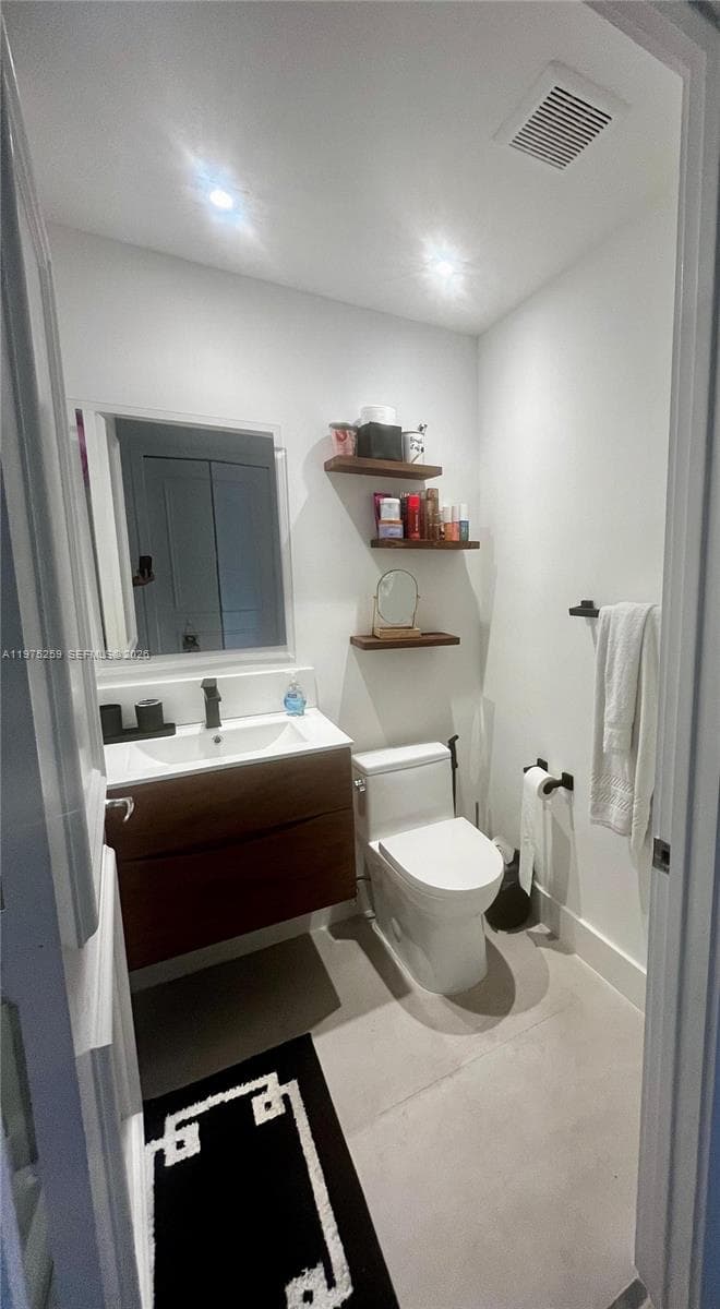 735 Crandon Blvd # 303, Key Biscayne FL 33149 — 14