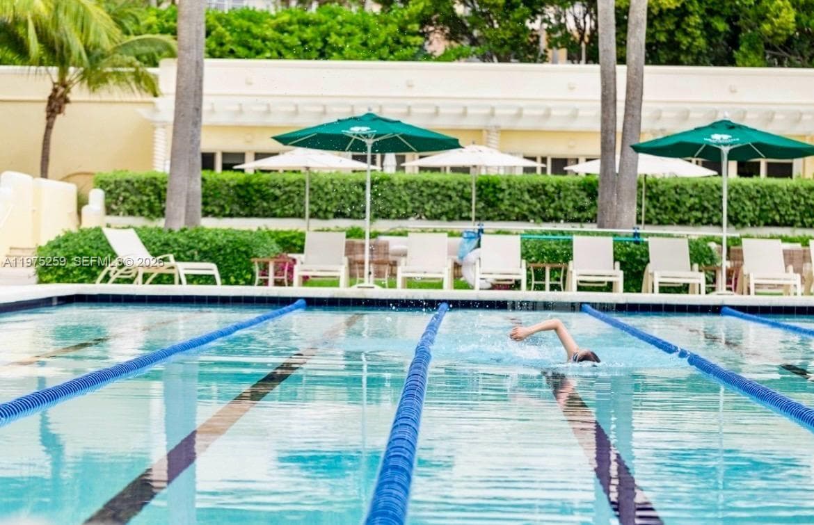 735 Crandon Blvd # 303, Key Biscayne FL 33149 — 21