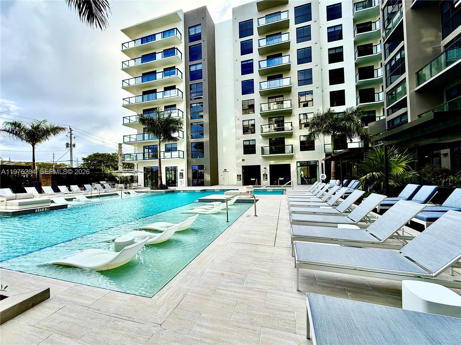 1650 NE 124th St # 621, North Miami FL 33181 — 2