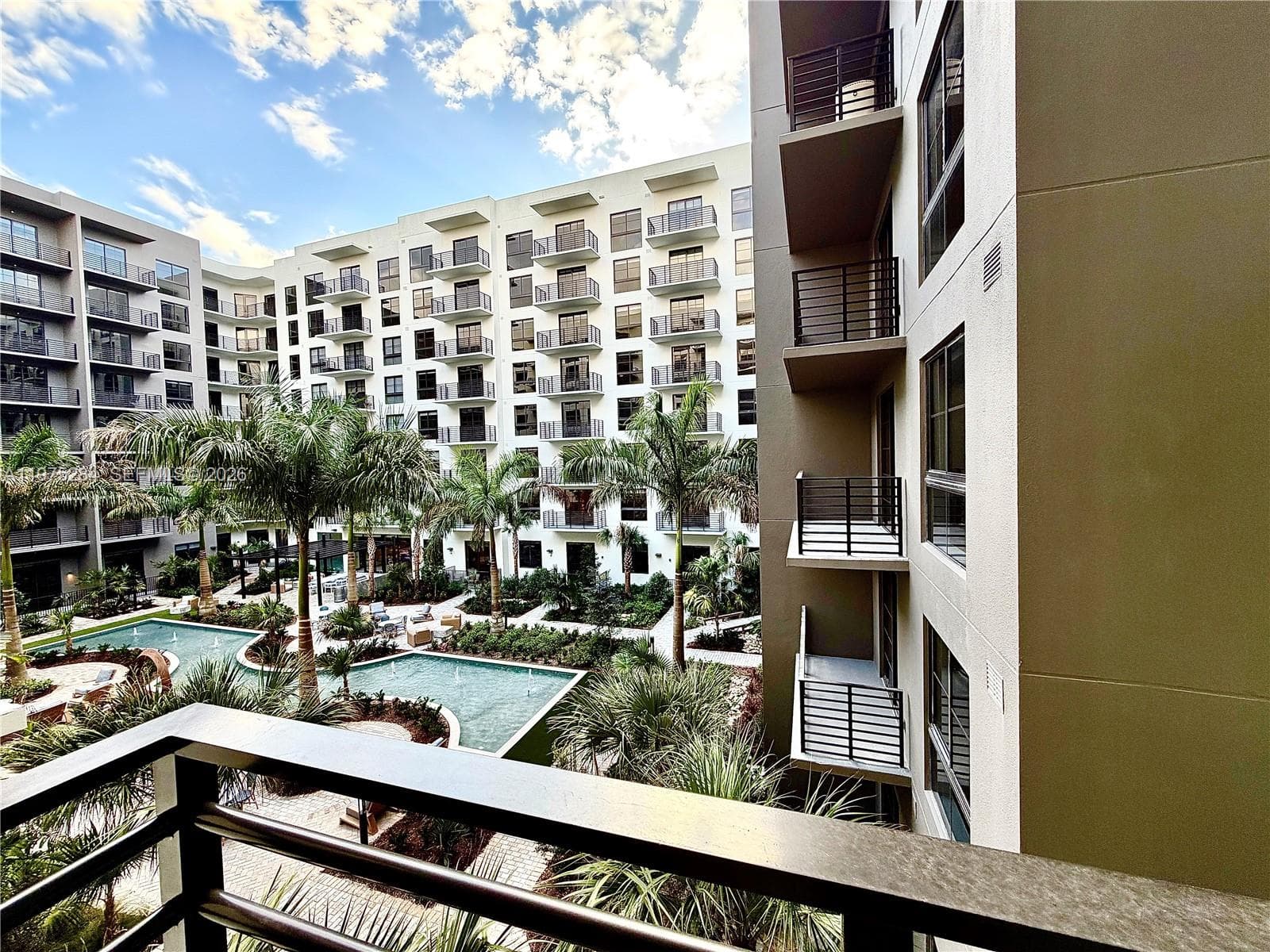1650 NE 124th St # 621, North Miami FL 33181 — 17