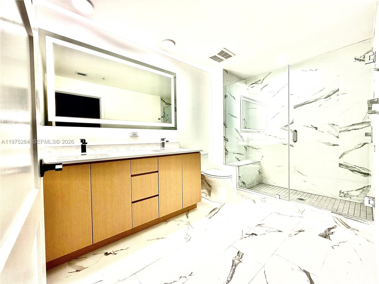 1650 NE 124th St # 621, North Miami FL 33181 — 21