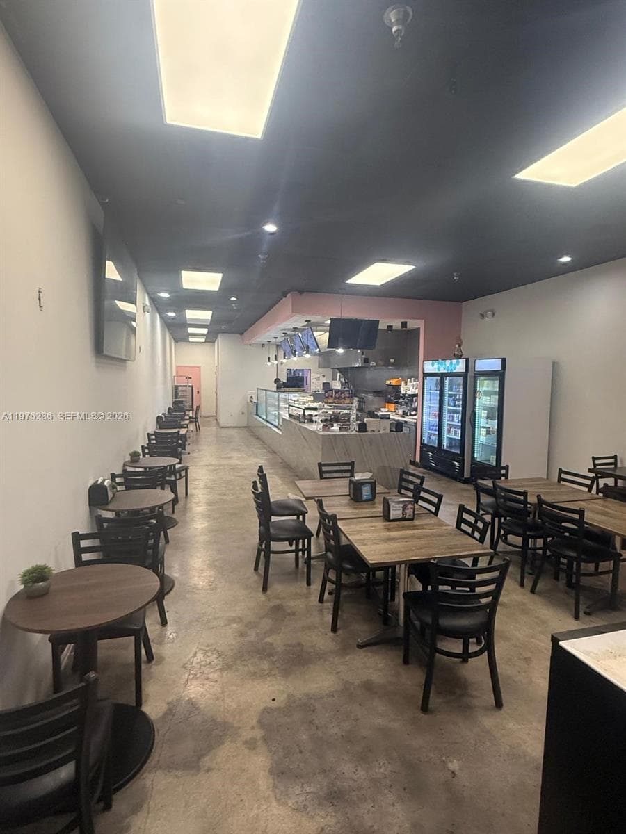Confidential NW 67th Ave, Hialeah FL 33015 — 1