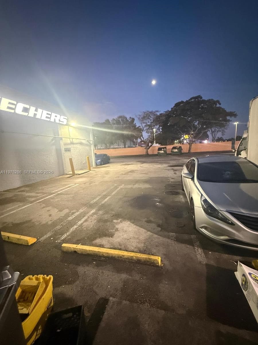 Confidential NW 67th Ave, Hialeah FL 33015 — 14