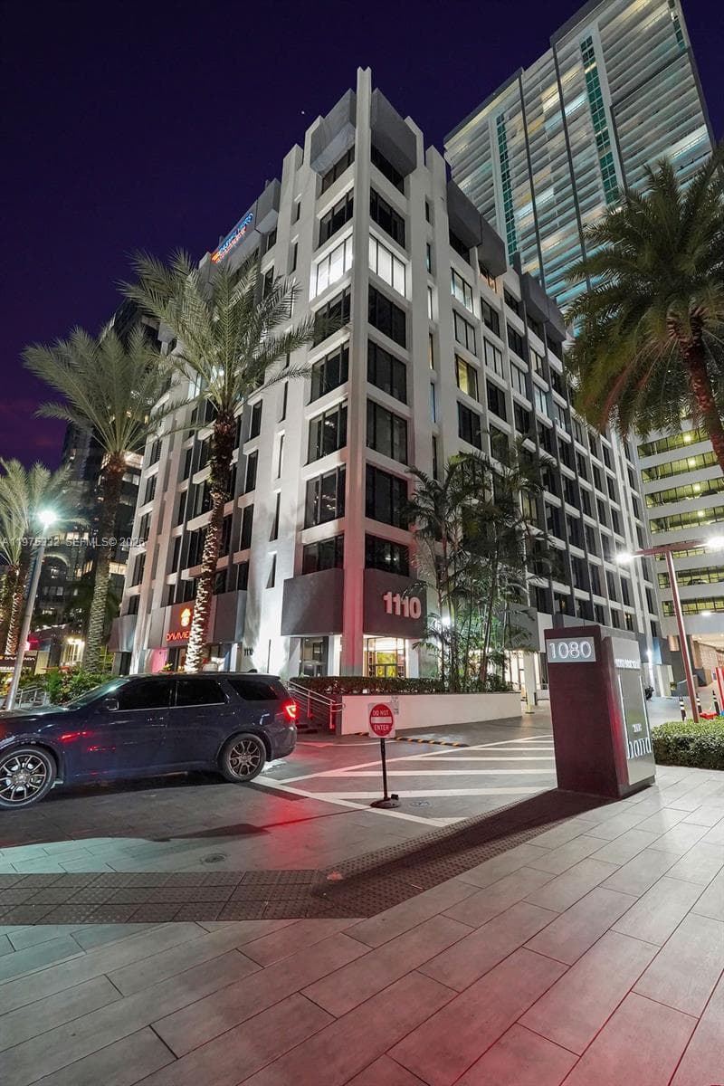 1110 Brickell Ave # 700A, Miami FL 33131 — 64