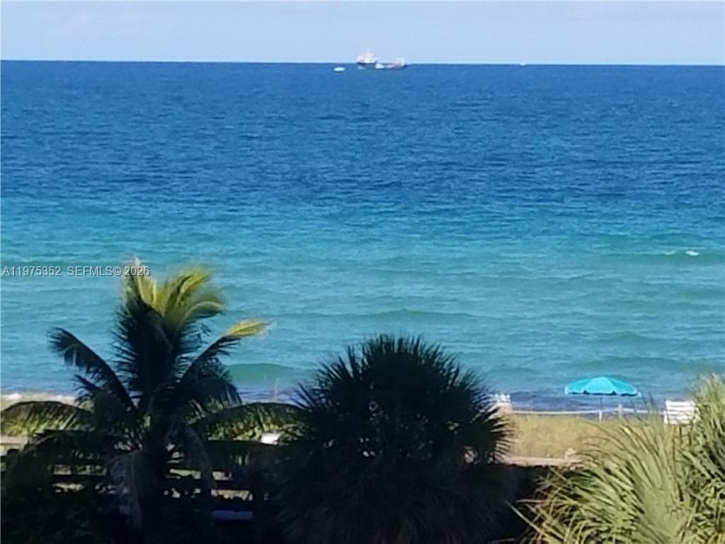 The Royal Club Condo, Miami Beach, FL — 1