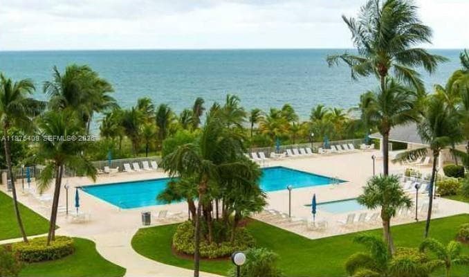 881 Ocean Dr, Key Biscayne FL 33149 — 10