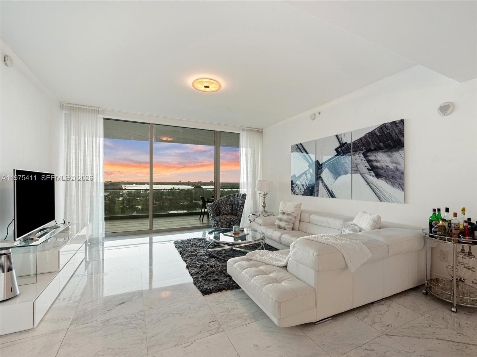 10203 Collins Ave # 1105, Bal Harbour FL 33154 — 2