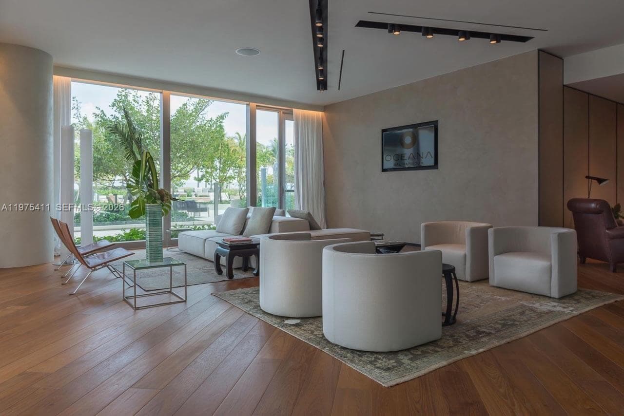 10203 Collins Ave # 1105, Bal Harbour FL 33154 — 49