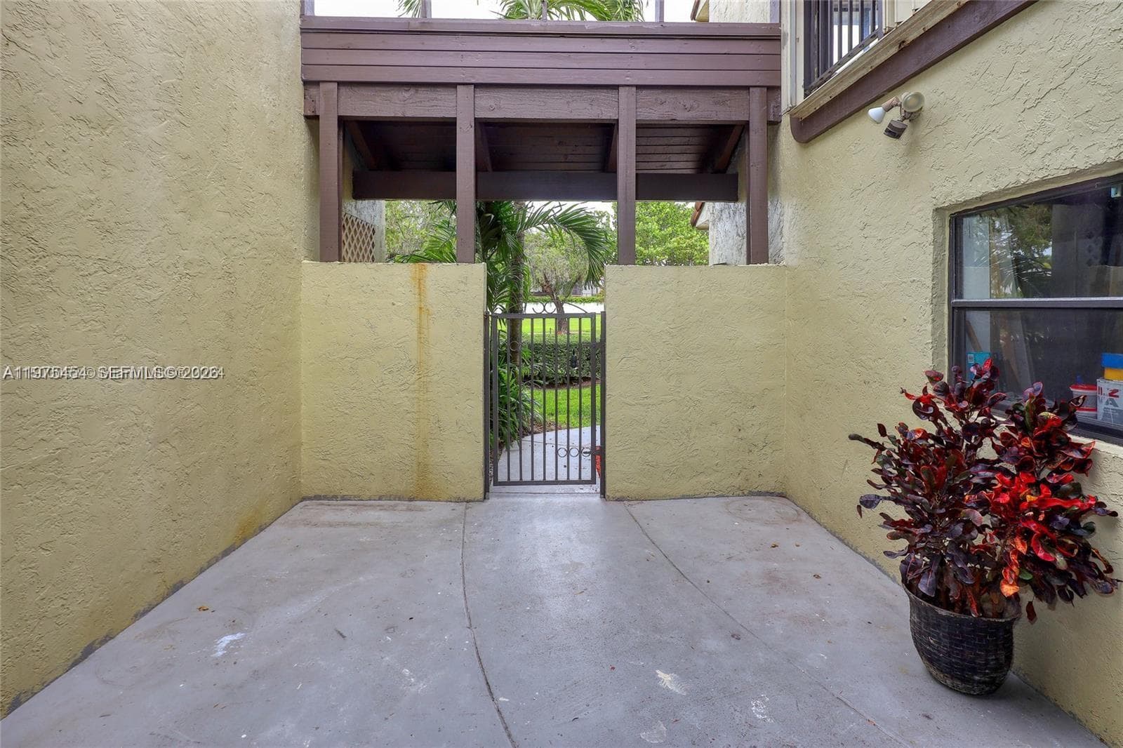 3905 Adra Ave # 46B, Doral FL 33178 — 23