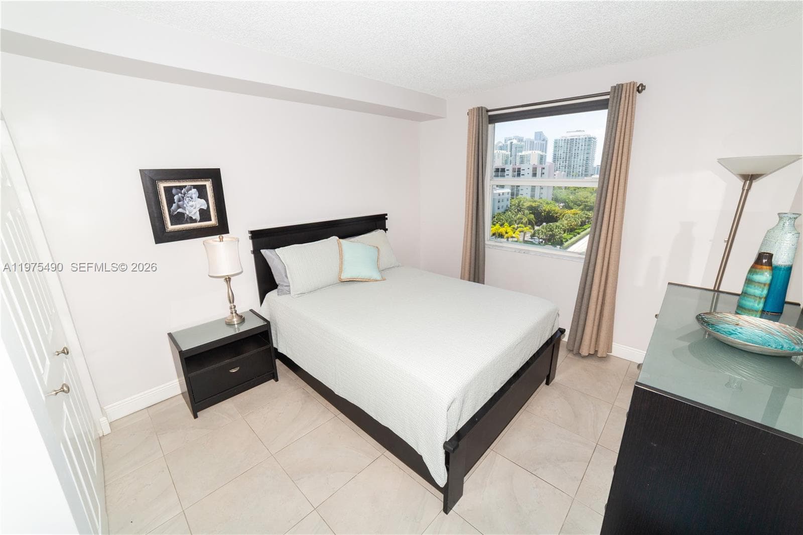 17100 N Bay Rd # 1802, Sunny Isles Beach FL 33160 — 17