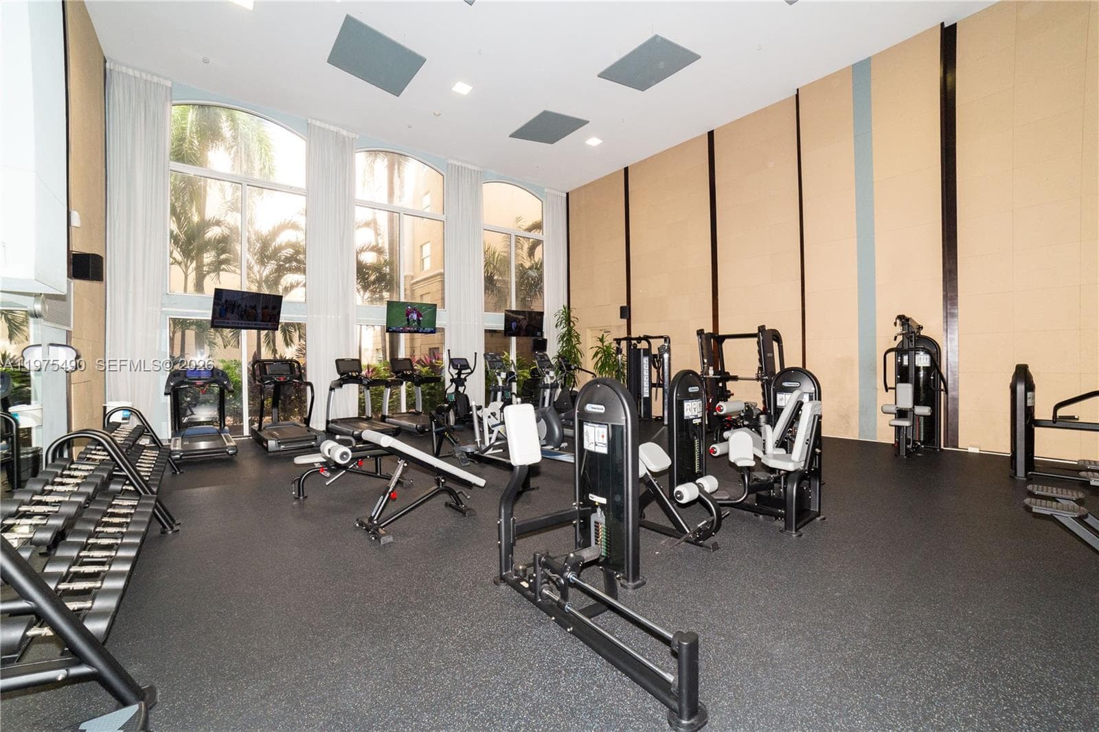 17100 N Bay Rd # 1802, Sunny Isles Beach FL 33160 — 40
